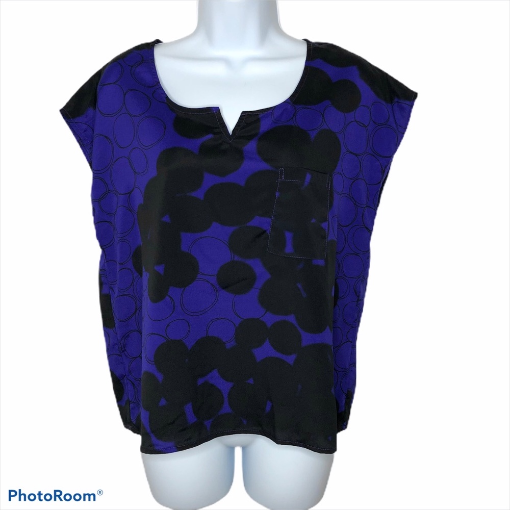 Collective Concepts Sleeveless Abstract Geometric Circle Work Top Blue Black